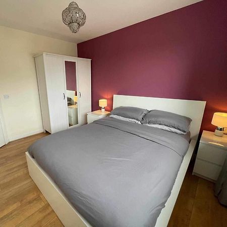 לונדון One Bedroom With Great City Views מראה חיצוני תמונה