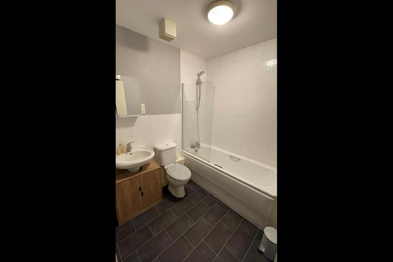 לונדון One Bedroom With Great City Views מראה חיצוני תמונה